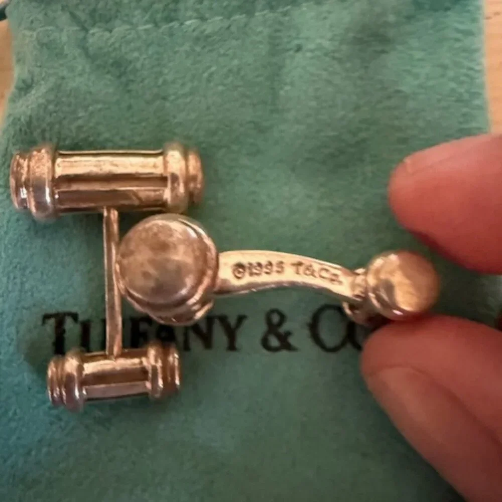 Tiffany & Co. 1995 Sterling Silver Atlas Column Bar Groove Cufflinks